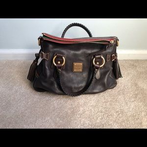 Small Dooney Florentine stanwich satchel
